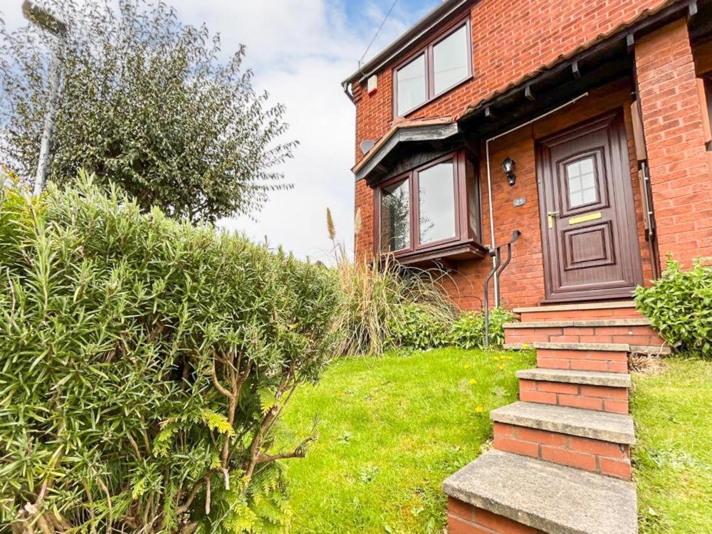 Comfortable 2 Bedroom House With Free Parking Nottingham Exterior foto